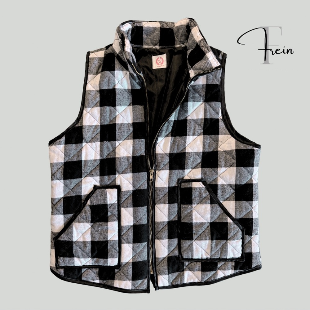 EUC • Women’s Small Preppy Black & White Gingham Quilted Vest